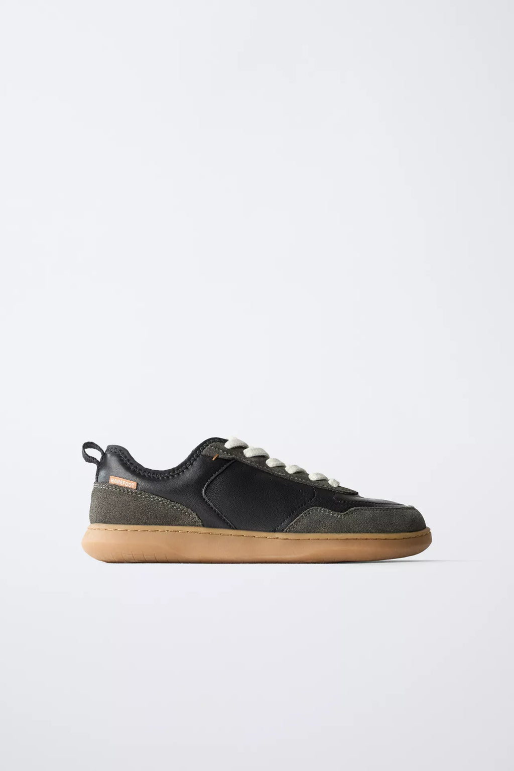 APEX TRAINER - BLACK